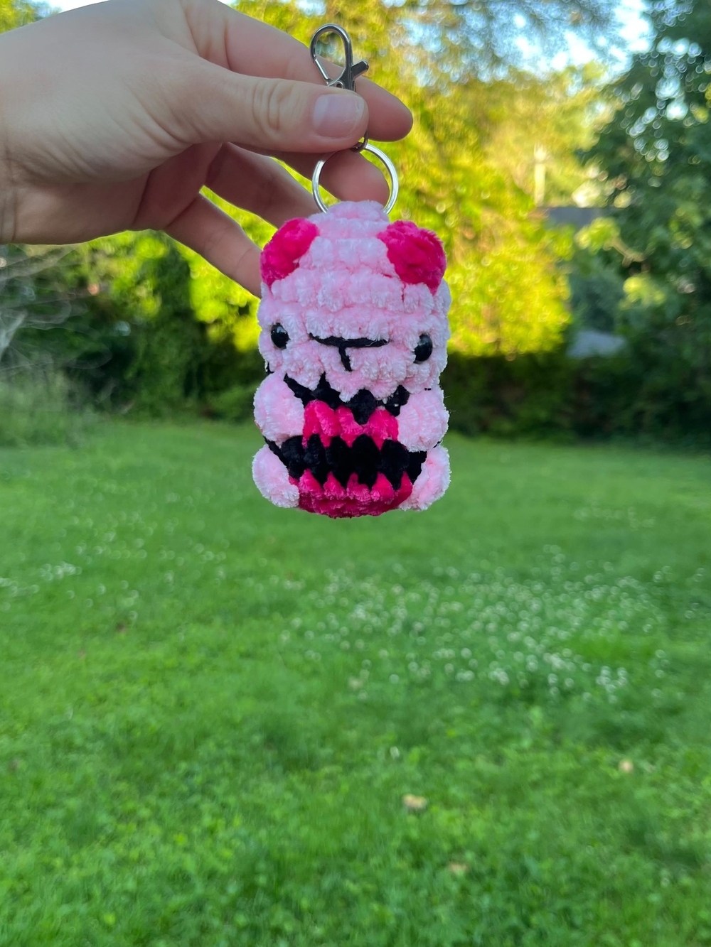 crochet handmade pink piglet keychain